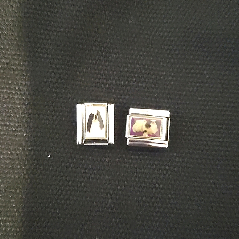 Vintage Japanese chin Italian charm bracelet links.